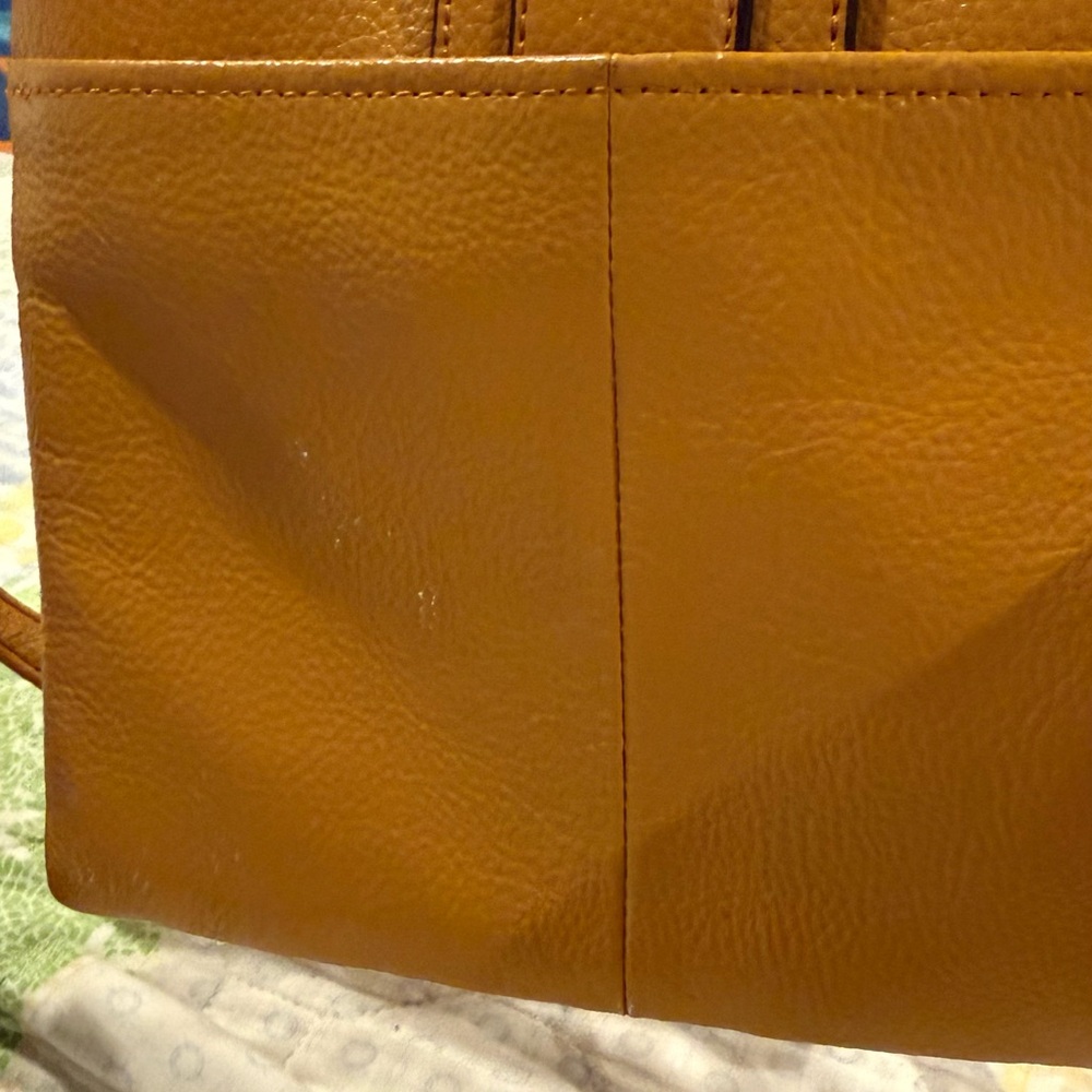 Tignanello leather crossbody - Picture 6 of 6